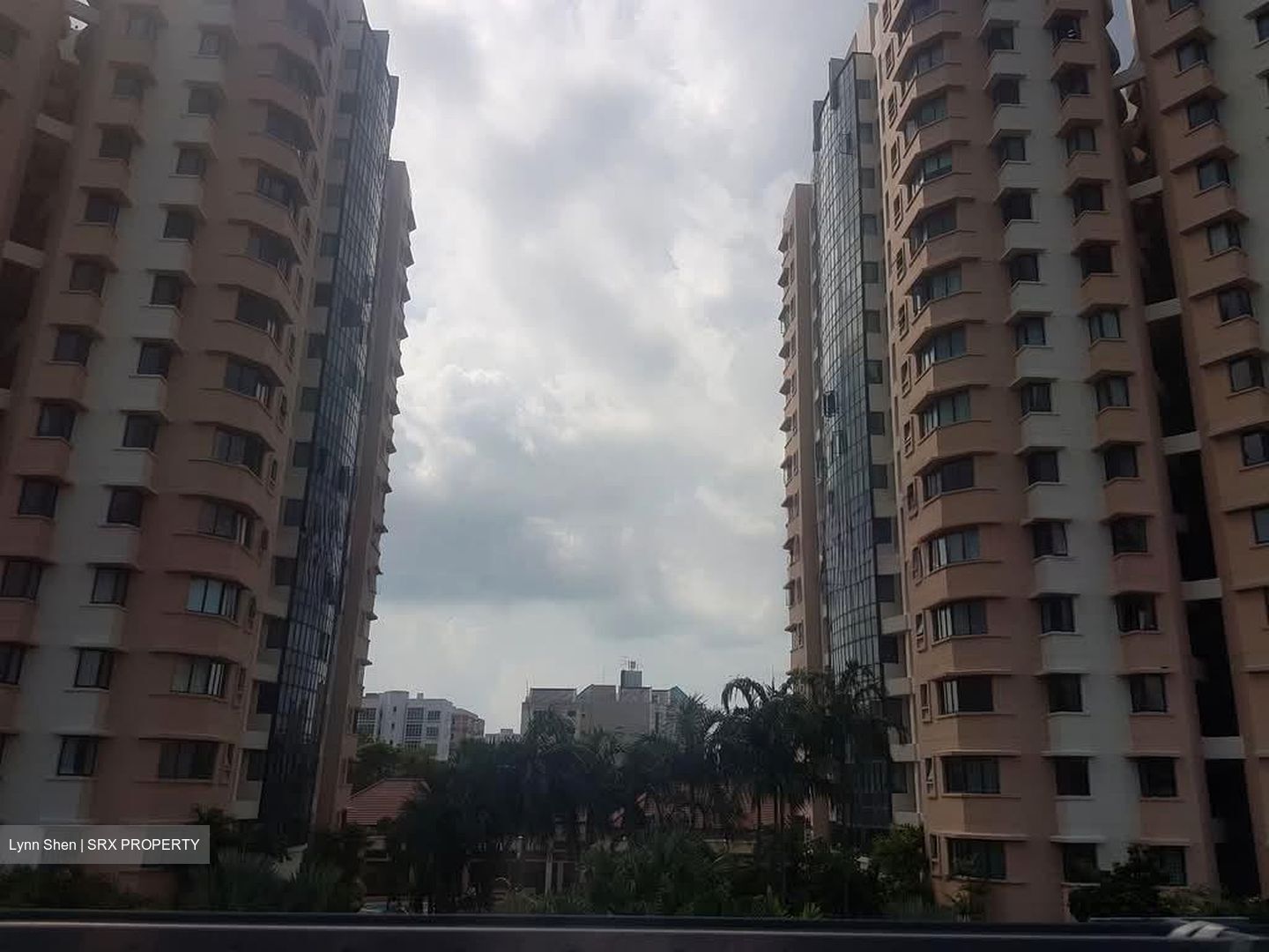 Simsville (D14), Condominium #566361861